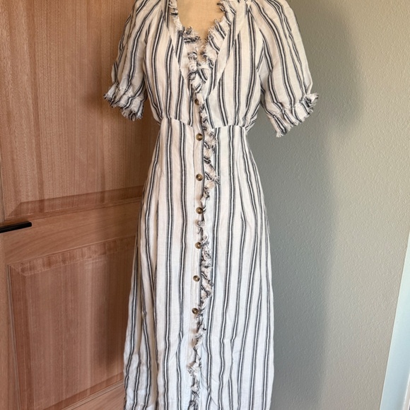 Pilcro Anthropologie Linen Striped White and Black Dress 8 - Picture 4 of 11